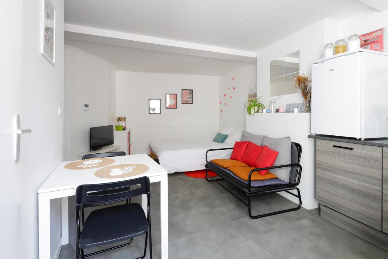 Charmant Studio, Au Coeur De La Ville De Riom Ngoại thất bức ảnh