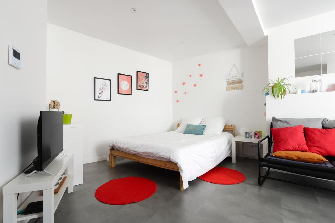 Charmant Studio, Au Coeur De La Ville De Riom Ngoại thất bức ảnh